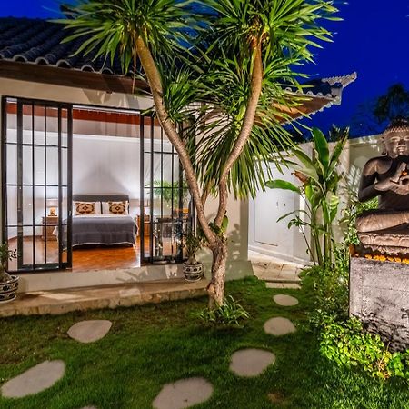 Вілла Tranquility Manor Bali Санур Екстер'єр фото
