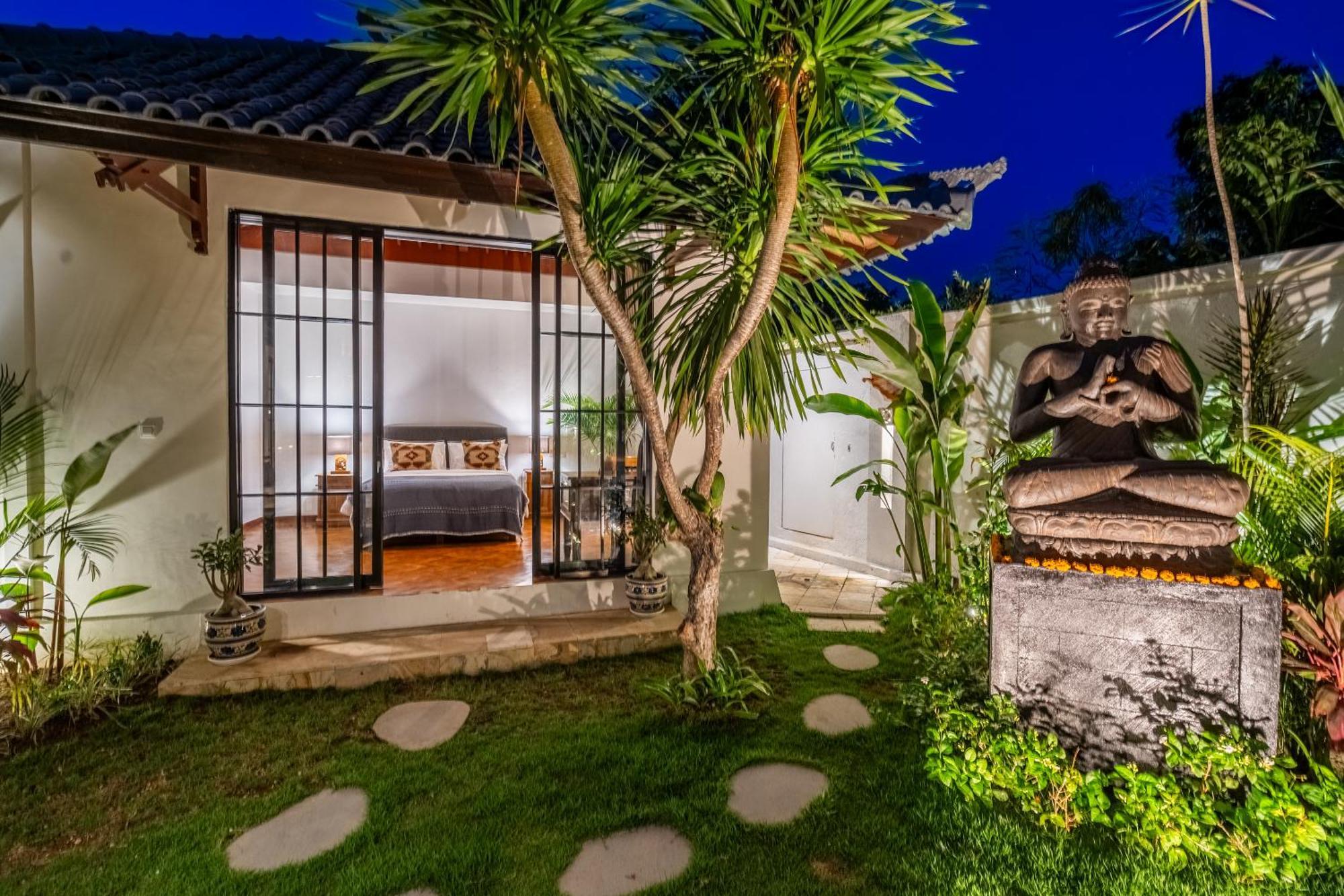 Вілла Tranquility Manor Bali Санур Екстер'єр фото