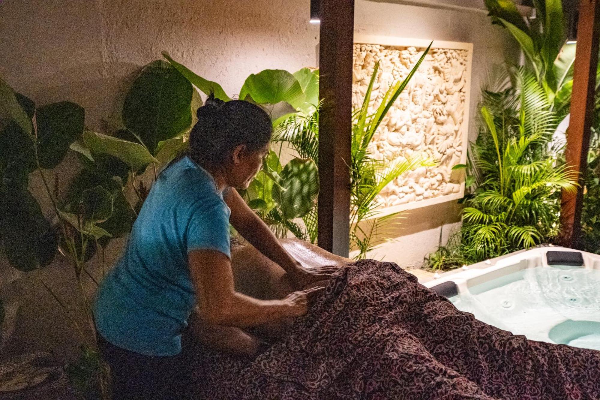 Вілла Tranquility Manor Bali Санур Екстер'єр фото
